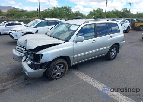 2005 Toyota Highlander Limited V6/V6 from USA, damaged, VIN JTEGP21A650084809
